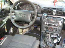 Vand sau Schimb Audi A4 1.6 foto