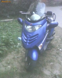 vand sau schimb kimko de 250 cmc 0*** foto