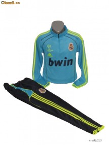 TRENING ADIDAS CU PANTALONI CONICI REAL MADRID (ADIDAS ADIDASI) foto