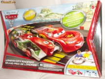 cars 2   circuit de curse electric  465 km-h foto