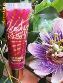 Victoria's Secret lip gloss Beauty Rush luciu Kiwiberry foto