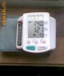APARAT DE TENSIUNE TRONIC foto