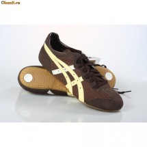 Adidasi Asics Whizzer Lo Chocolate foto