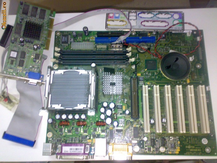 Placa de baza cu procesor 1,7Ghz foto mare