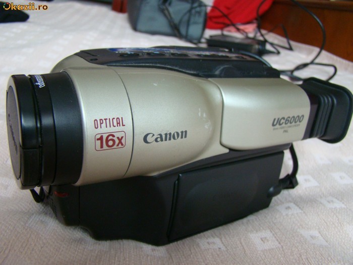 Camera video Canon UC 6000 camcorder foto mare