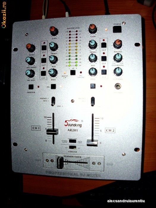 MIXER SOUNDKING AR201 foto mare