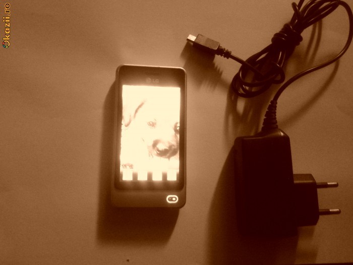 telefon lg foto mare