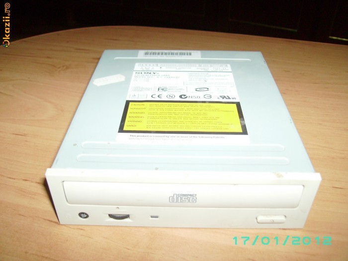 CD ROM SONY foto mare
