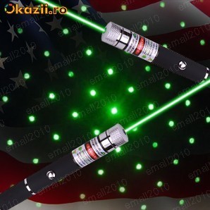 LASER POINTER VERDE 300 mW-532 nm foto mare