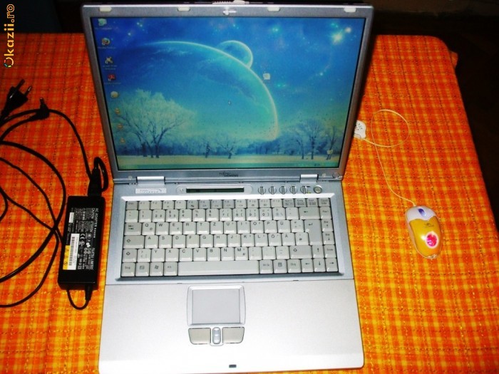 LAPTOP FUJITSU SIEMENS LIFEBOOK C1110D  HDD 80 G 1GRAM foto mare