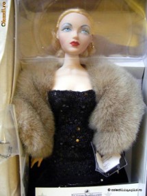 Papusa colectie Ashton Drake - Gene Sparkling Seduction 1995 foto